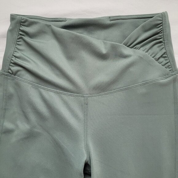 Yogalicious Flare Leggings High Waisted Crossover Ruched Waist Sage Green Sz XS - Picture 3 of 10